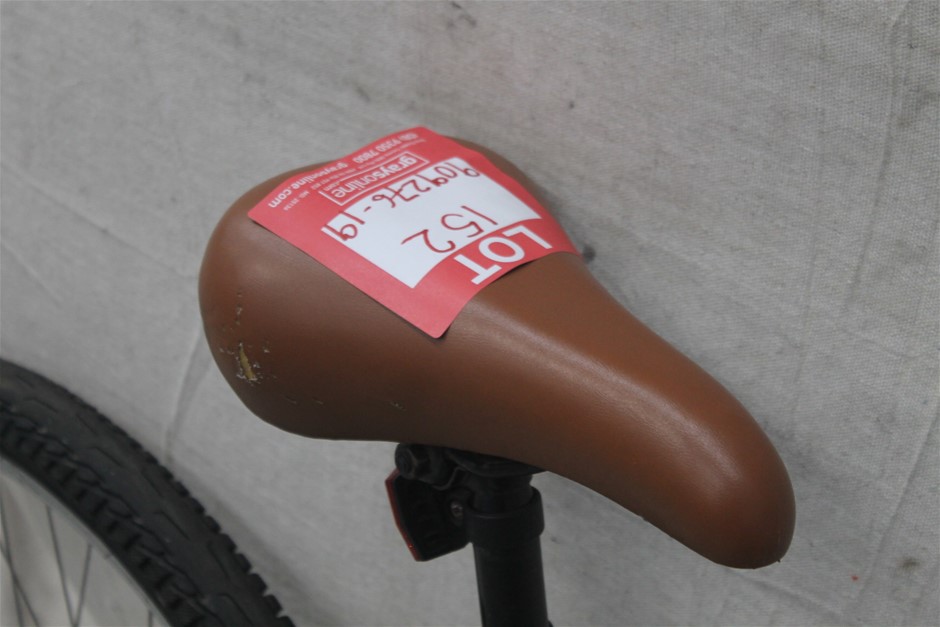 Yellow Gold Natural Amethyst & Diamond Ring with Valuation