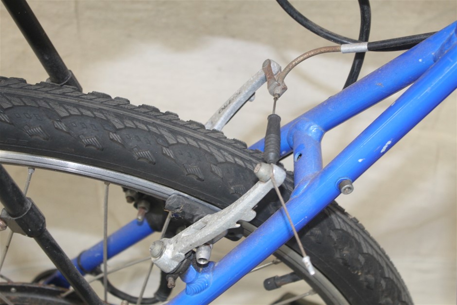 Redbank Emily Brut Cuvee NV (6x 750mL) King Valley, VIC.