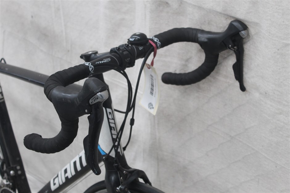 Wolf Blass Red Label Cabernet Merlot (6x 750mL).