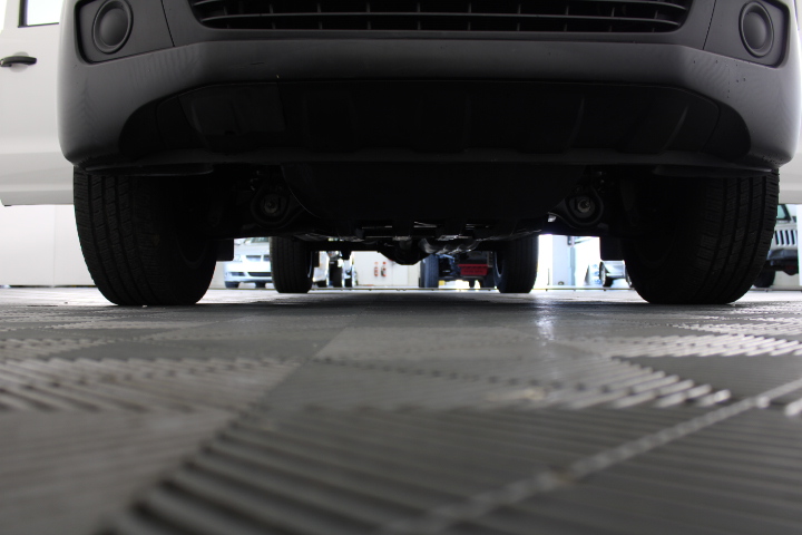 AMAZON BASICS 4-Piece All-Weather Protection Heavy Duty Rubber Floor Mats S