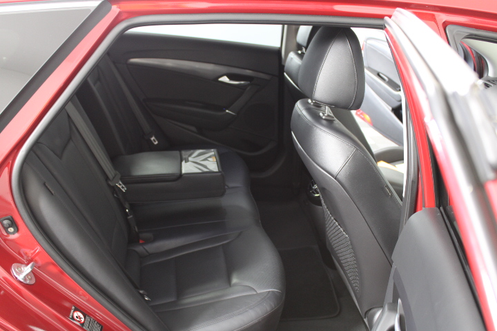 10mm Gorgeous Howlite Gemstones Crystal Beaded Bracelet