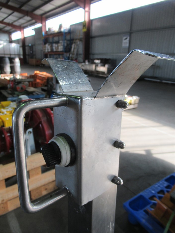 Unisex Black Volcanic Lava Rock Beaded Crystal Initial "I" Bracelet -Yellow