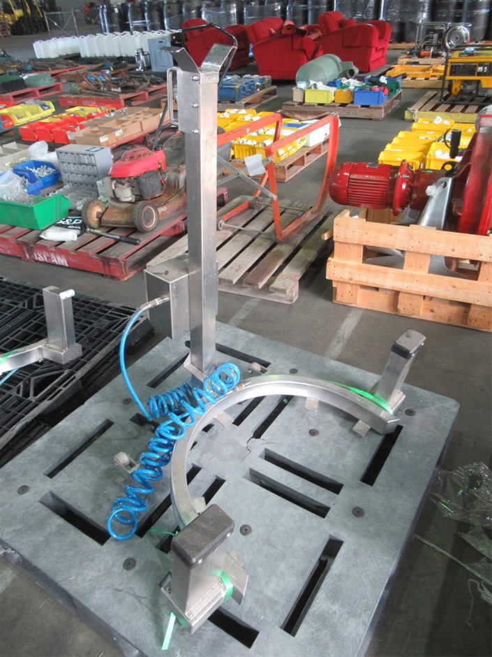 Unisex Black Volcanic Lava Rock Beaded Crystal Initial "T" Bracelet -Yellow