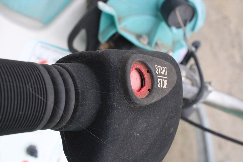 7 x Assorted Security Cameras and Accessories, INCL: ARLO, TAPO, ETC. NB: P