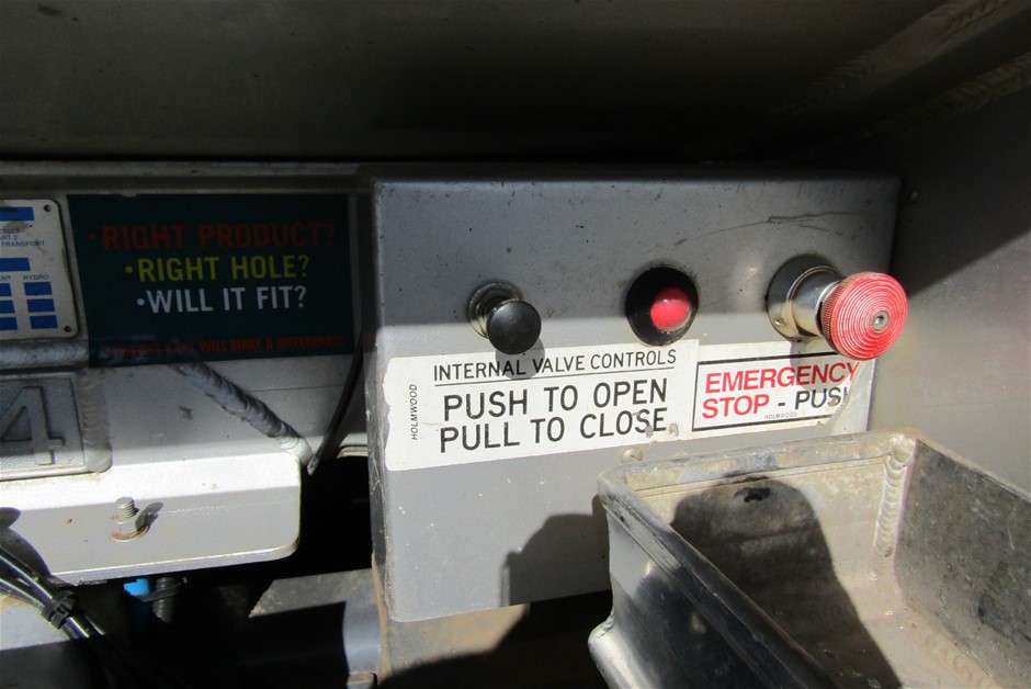 #1 9K YELLOW GOLD INITIAL 'T' NECKLACE 38+5cm