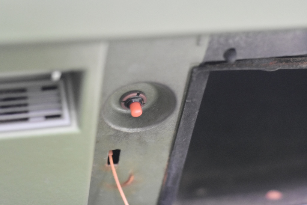 1 OZ 1948-215 FX, The First Holden Coin/token Finished in 999 Fine Silver