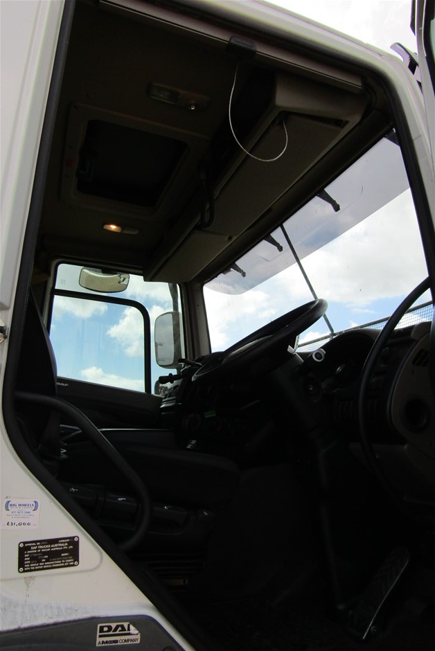 2018 100 Years Of Armistice Purple Poppy 1/10th OZ (Approx) 999 Silver Coin