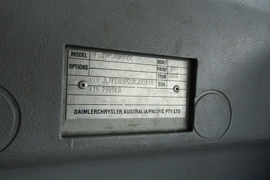 2 x LEVI'S Men's Tees, Size M, Black & Melon Red, 43121. NB: have been worn