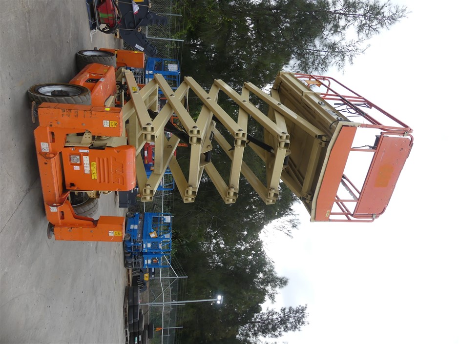 Wolf Blass Red Label Semillon Sauvignon Banc (6x 750mL)