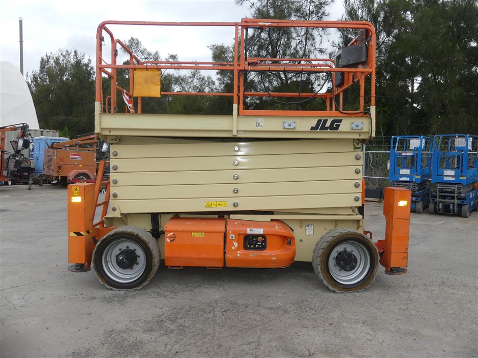 Wolf Blass Yellow Label Chardonnay (6x 750mL). SA