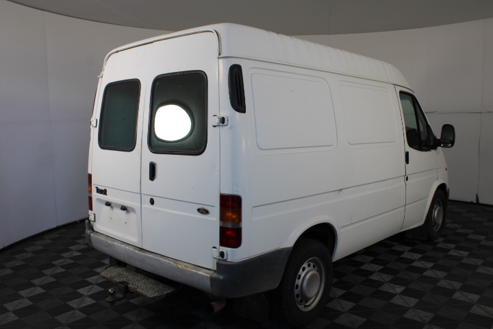 Roberts Estate Chardonnay 2024 (12x 750mL) SEA