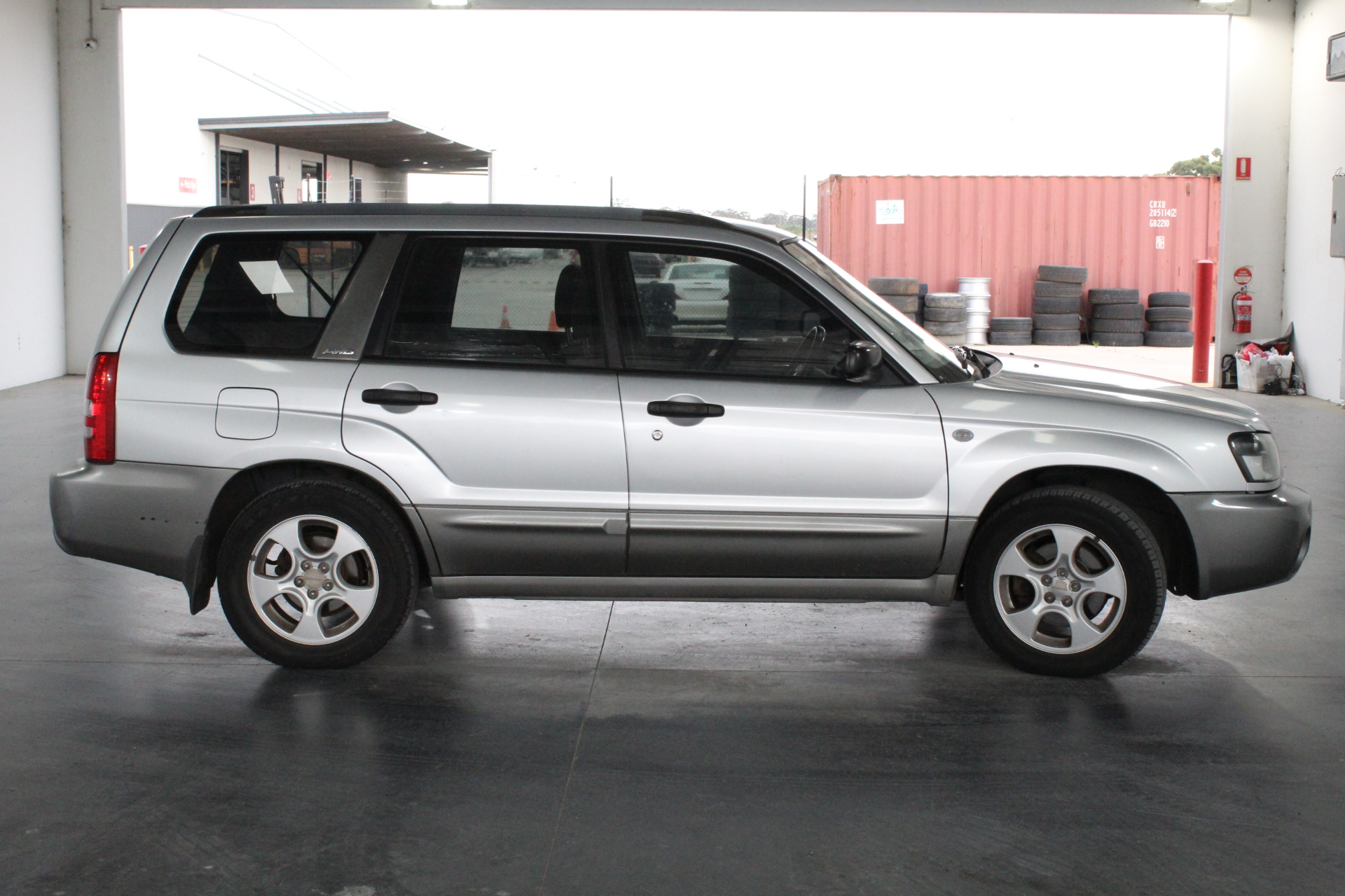 <p>OZtrail LONGREACH Canvas Swag</p>