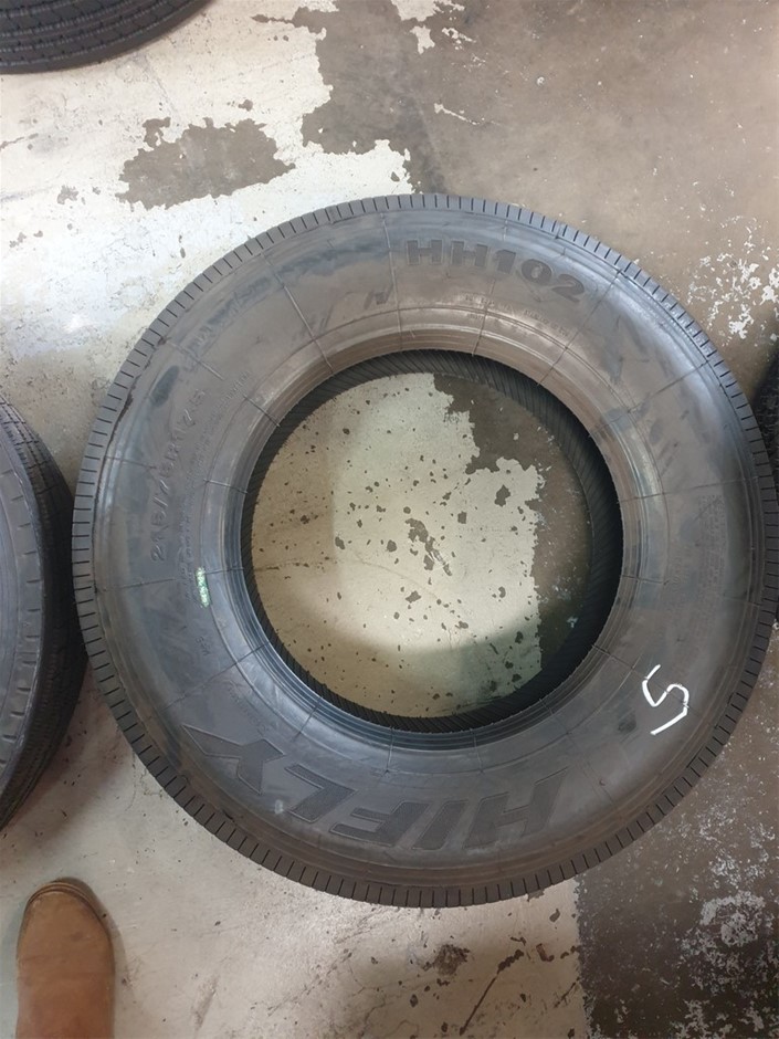 DYSON WashG1 Wet Floor Cleaner, Model 492607-01. NB: Minor use, not in box.