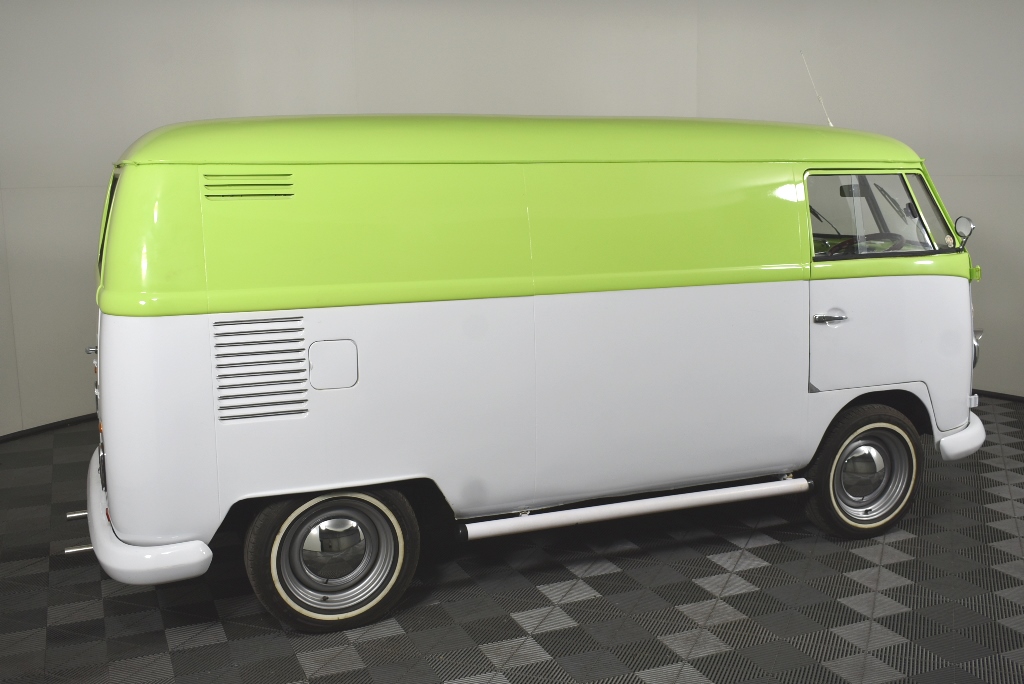 PHILIPS 5000 Series Hair Dryer, BHD530/00, Pearl Peach. NB: Minor use - tes