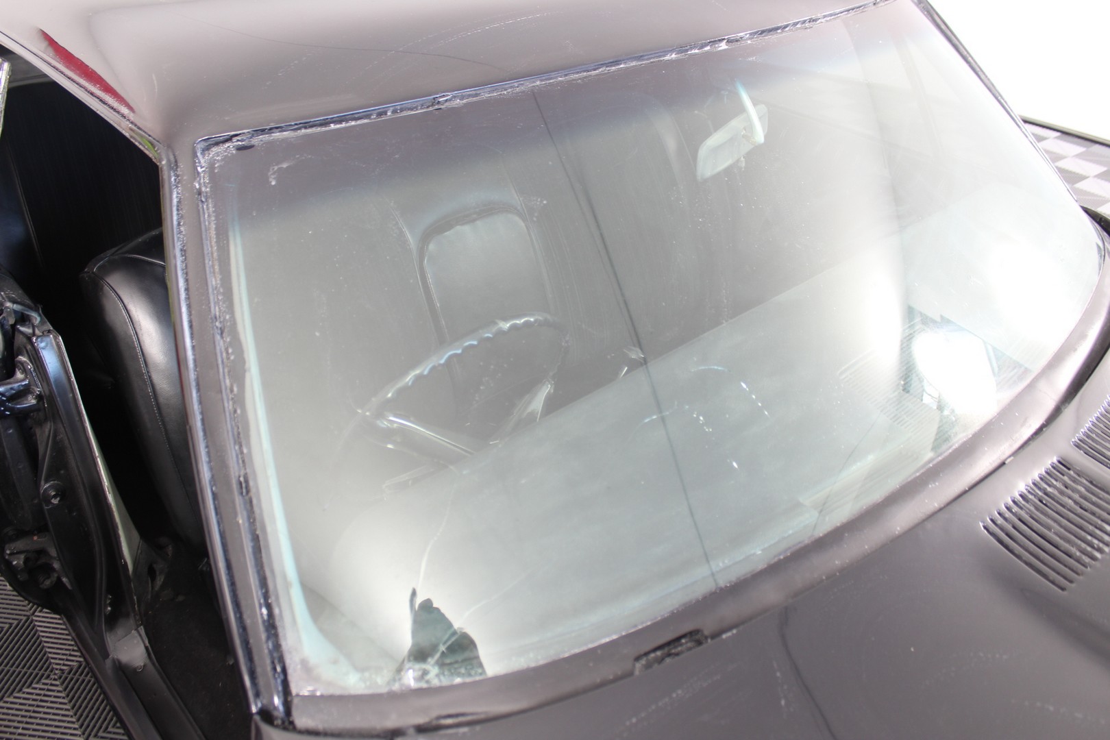 BRUNNINGS Outdoor & Indoor Ready to Use Surface Spray 2 Litre