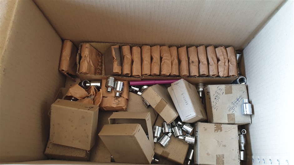 Wolf Blass Red Label Sparkling Pink Moscato NV (6x 750mL).