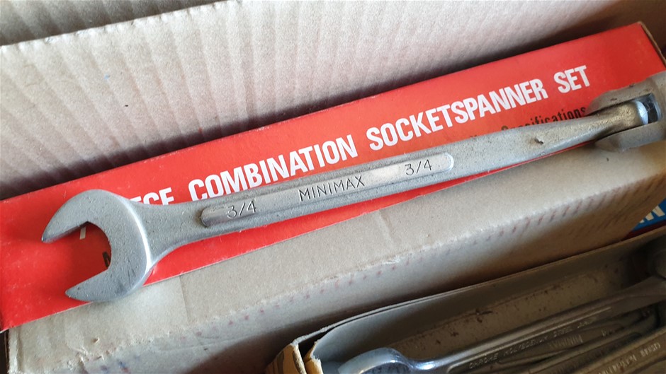 Jules Roy Chardonnay 2023 (6x 750mL), France.