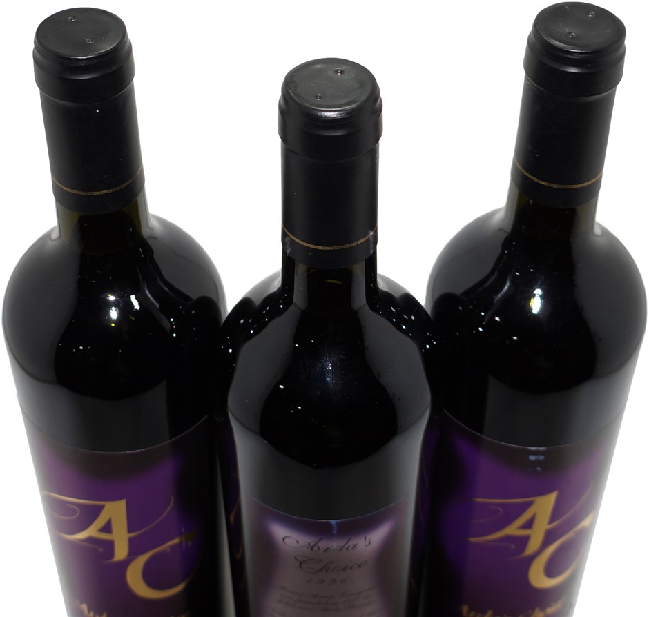 Fishbone Black Chardonnay 2025 (6x 750mL), Margaret River.