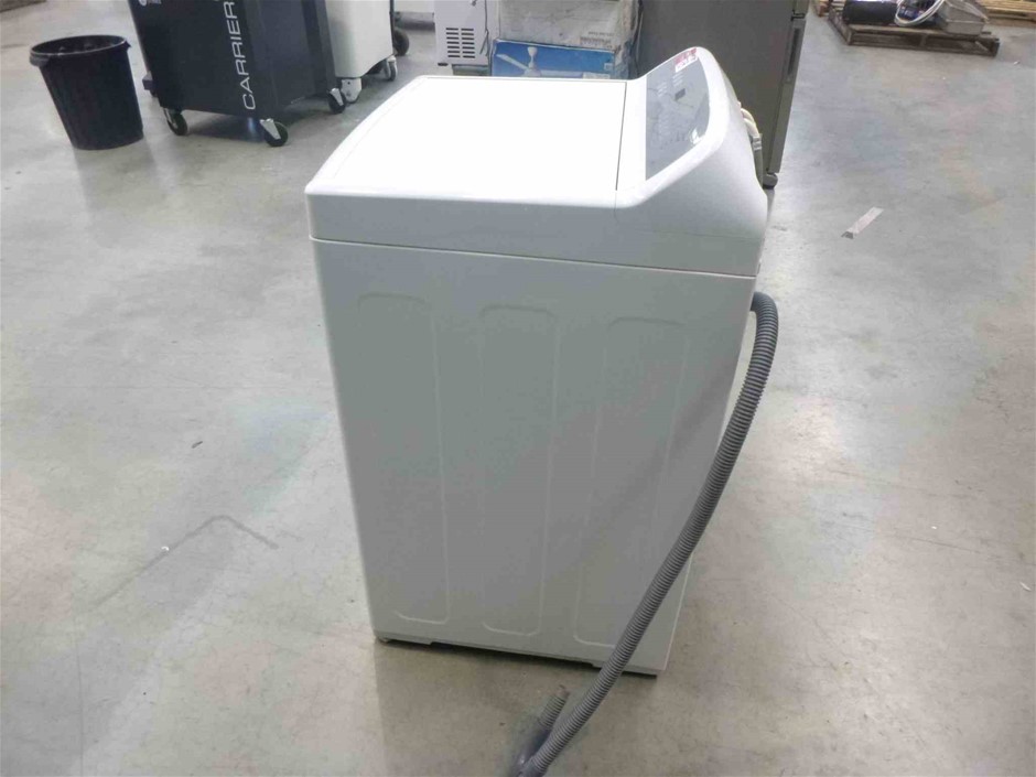 Drop Zone Reserve Malbec 2022 (12x 750mL) SA