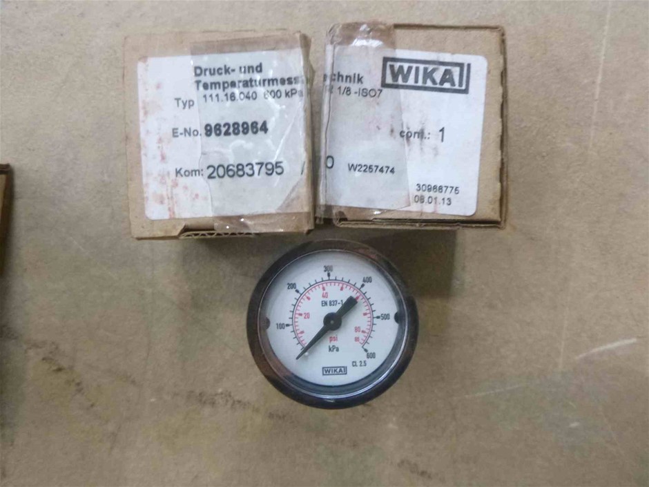 Henri Le Blanc Cuvee Rosé Brut NV (6x 750mL), France.