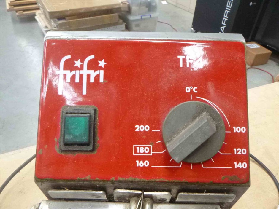 Yellowbox Mid Strength Pinot Noir 2023 (12x 750mL) SA