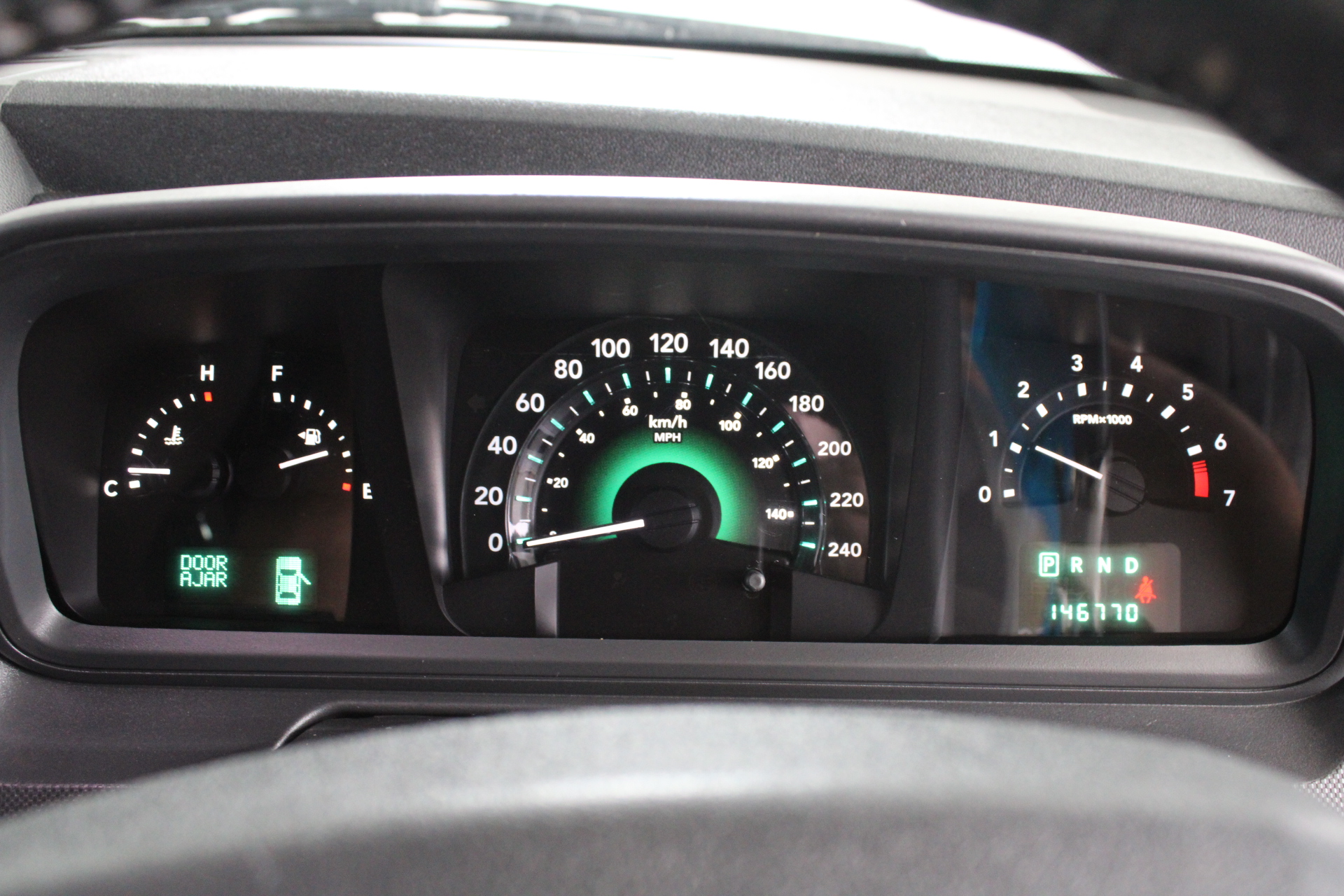 Little Giant Pinot Noir (6x 750mL).