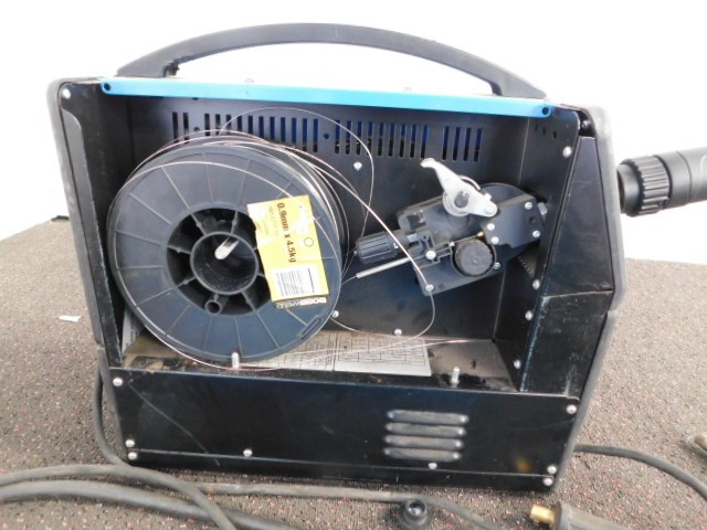 Sacred Hill Shiraz Cabernet (12x 750mL). NSW.