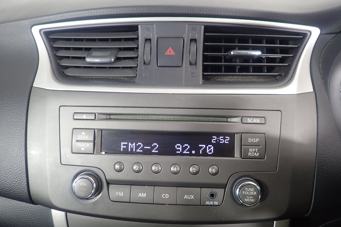 Tread Softly (Moderate Alcohol) Pinot Grigio  (12x 375mL) Current Vintage R