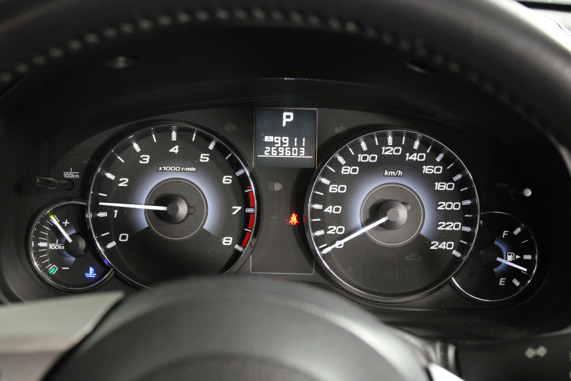 Wolf Blass Yellow Label Pinot Noir (6x 750mL). SA