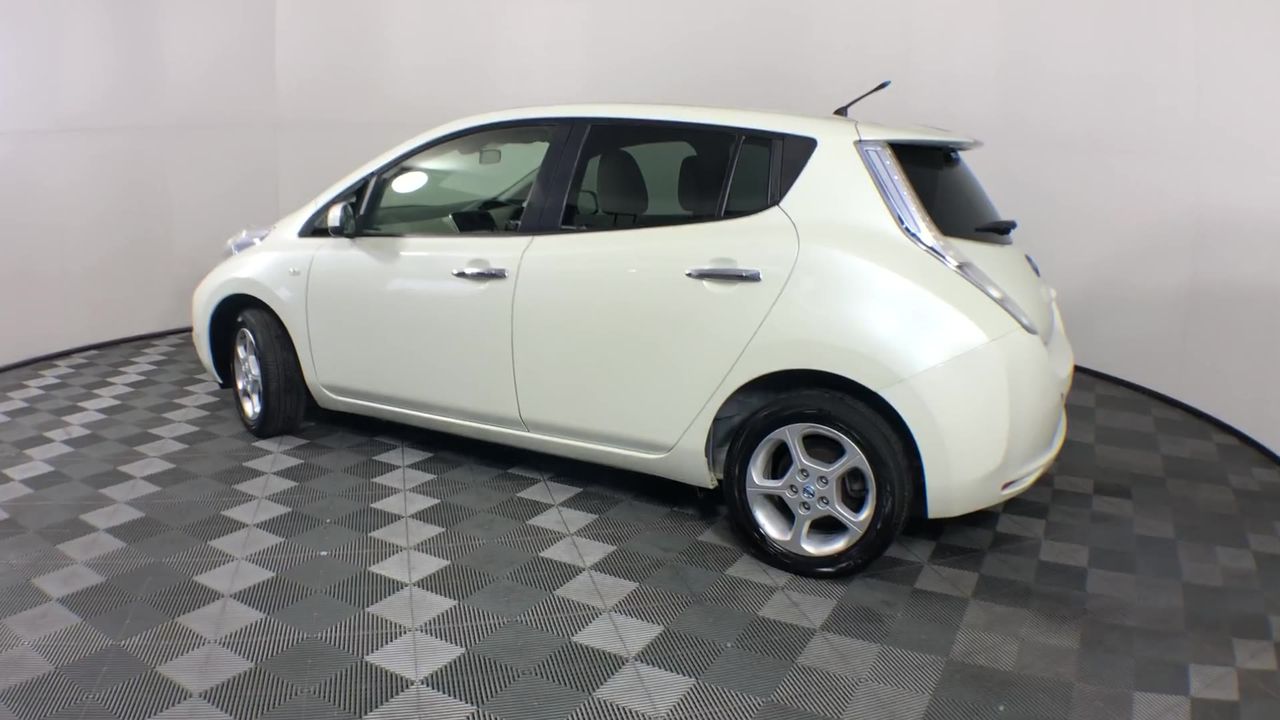 7-8mm Grade AB White Mix Shape Pearl with Real Platinum Plated Bracelet