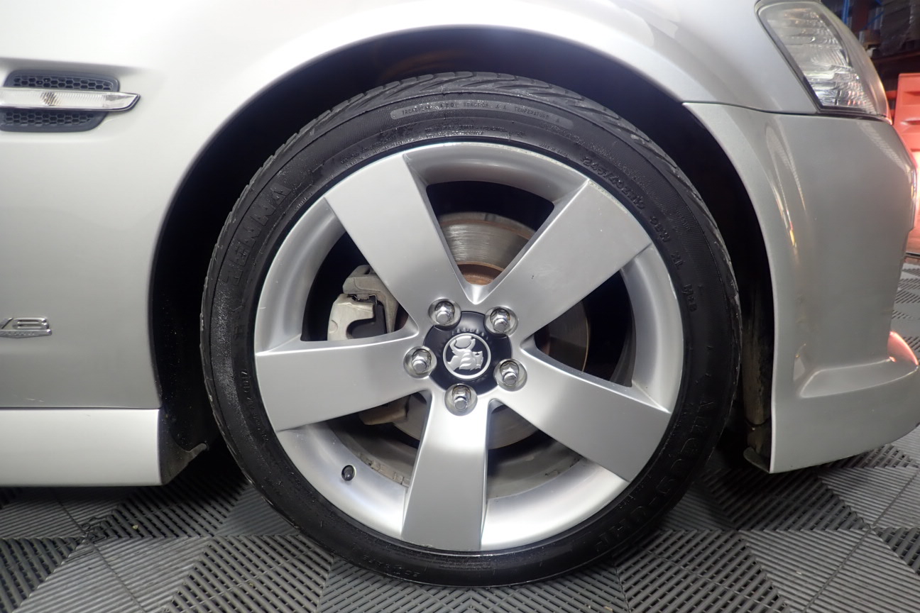 7-8mm Green Potato Shape Pearl with Platinum Plated Bracelet