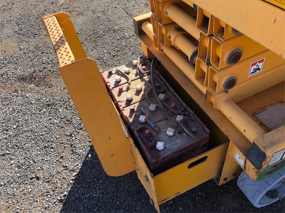 6 PAIRS CALVIN KLEIN Men's Combed Cotton Mid Crew Socks, One Size, Black (S