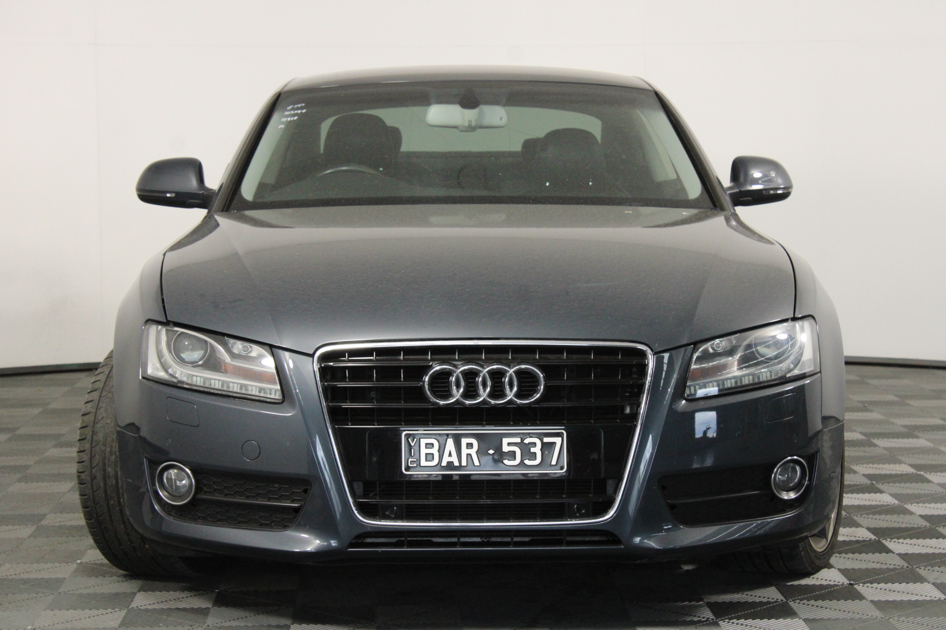 CALVIN KLEIN Men's Medium Drawstring Shorts, Size S, Signature Navy (C7E),