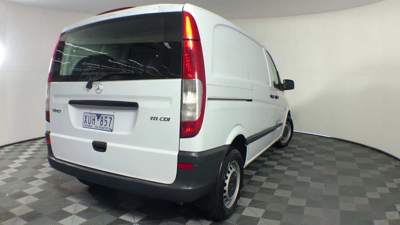 Wolf Blass Red Label Shiraz Grenache (6x 750mL), SEA.