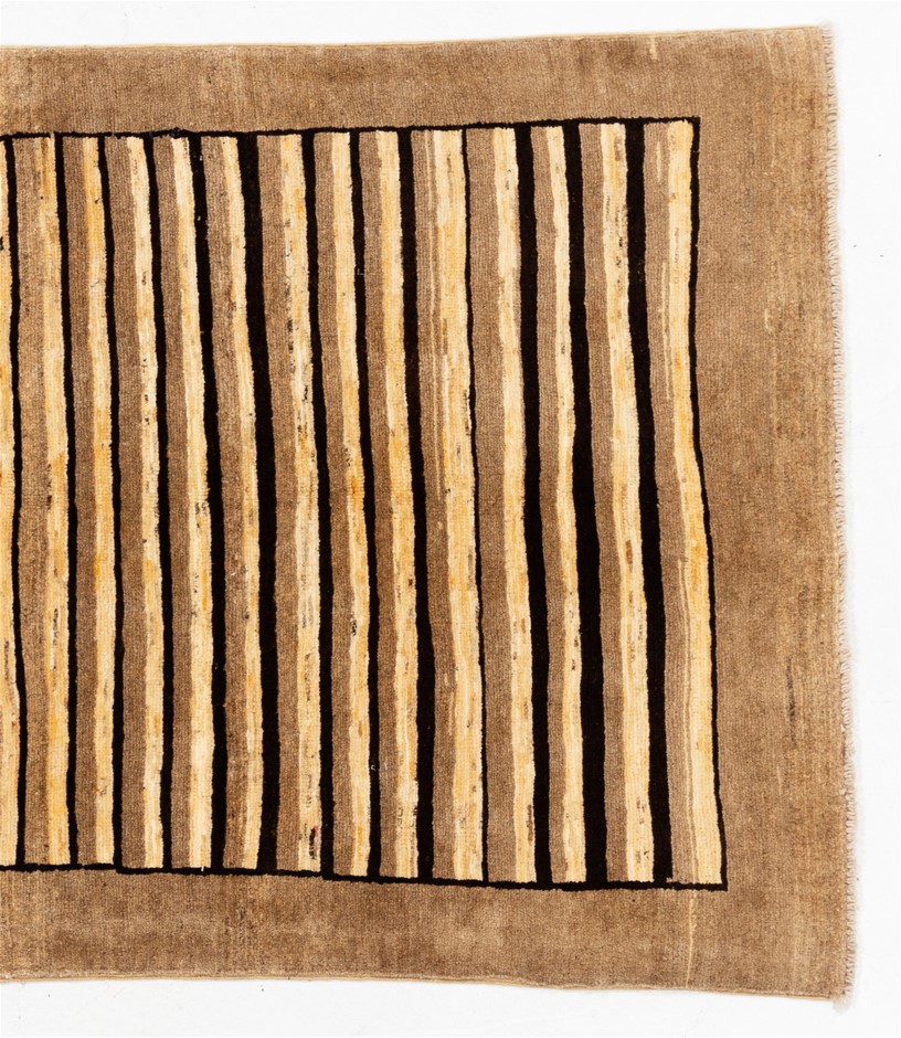 Men's 8mm Garnet & AAA Grade Cubic Zirconia Skull Beaded Bracelet