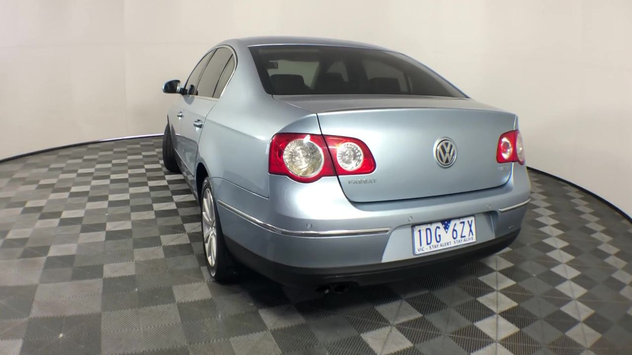 Flat Edge Baroque & Pearls Real Platinum Plated Necklace