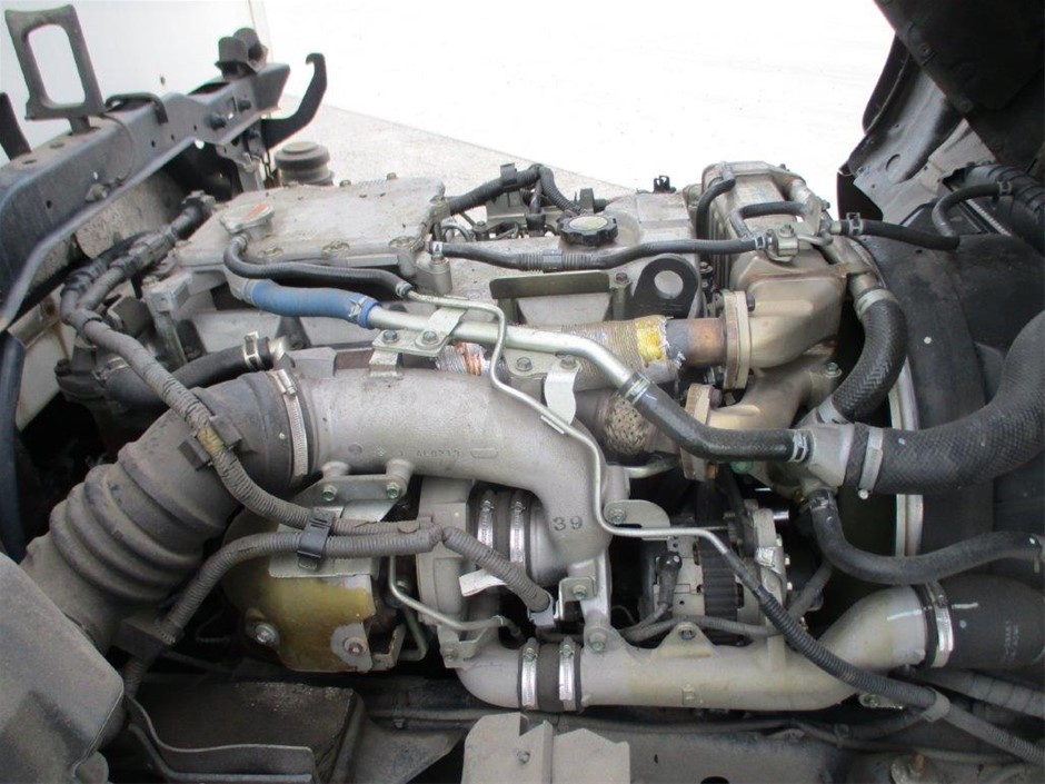 1.5ct Pear Cut Simulated Diamond 925 Sterling Silver Ring - Size 6