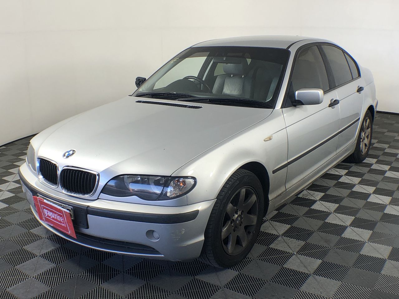 18k White Gold Filled, Blue Face Iced Out Diamond Quartz Wrist Watch