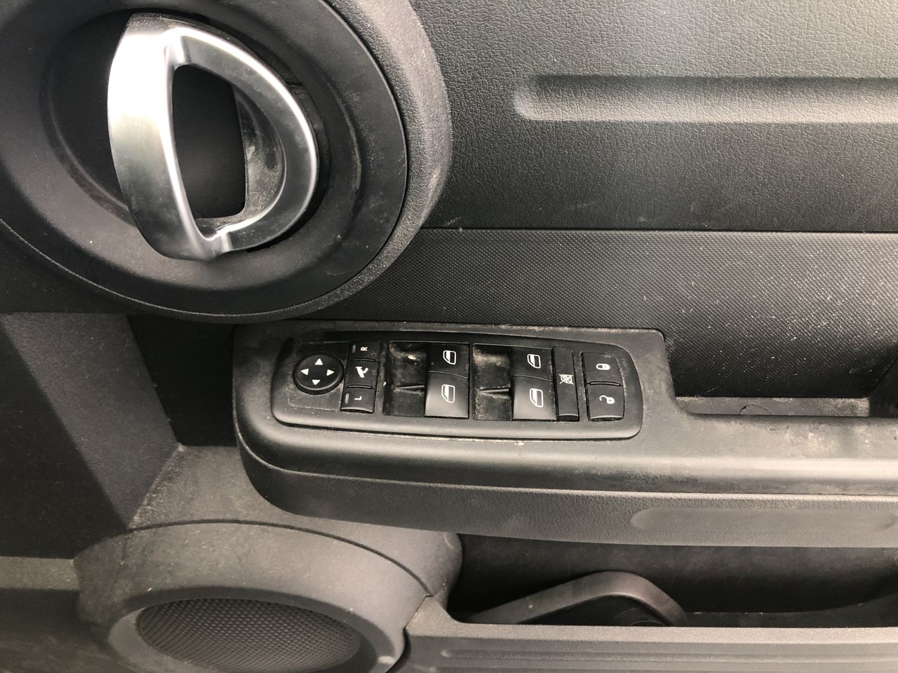 High Quality Simulated Diamond Women's Quartz Watch