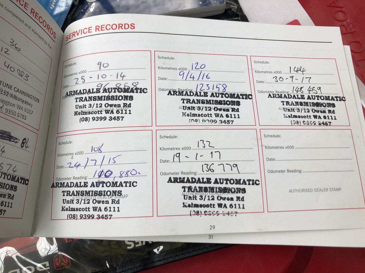 22KGF/ITALY Yellow Gold Filled bangle -(stamped 22KGF/ITALY)