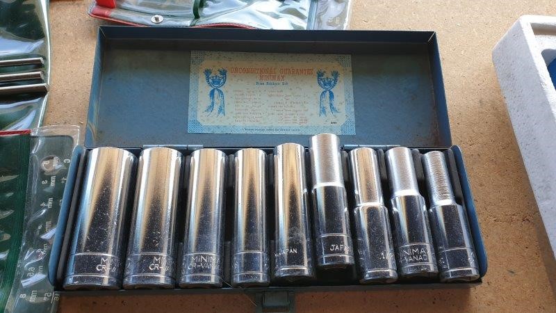 Designer Clear Ball Chain Bracelet in Black & Silver