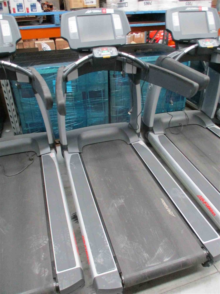 The Bowler Cleanskin Moscato 2024 (12x 750mL) SA