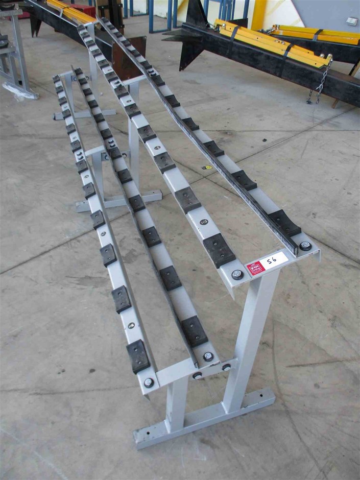 9K YELLOW GOLD 0.25ct F VS GRADUATED LAB DIAMOND RING