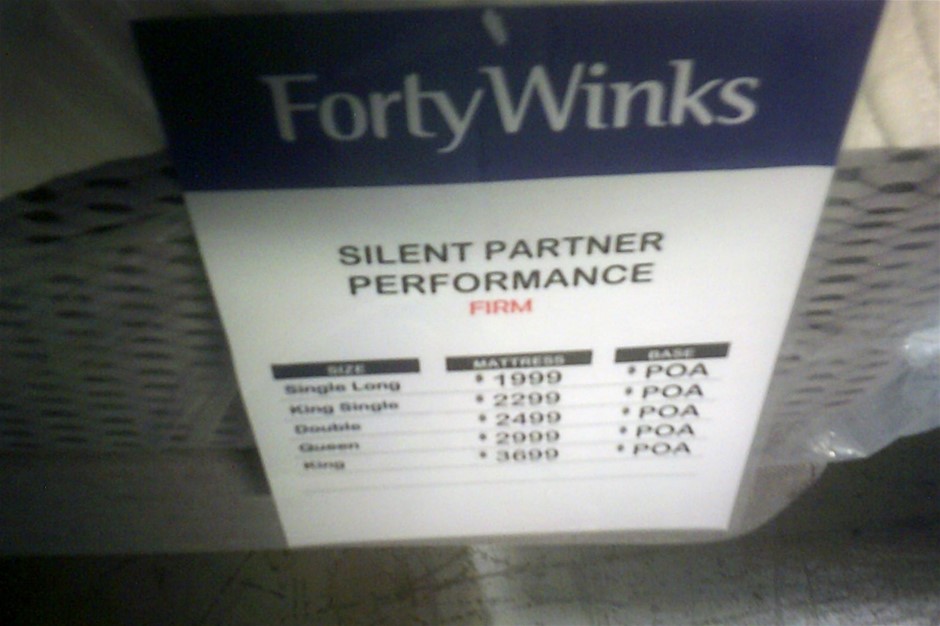 Moen YB5218CH Wynford Towel Bar, Chrome