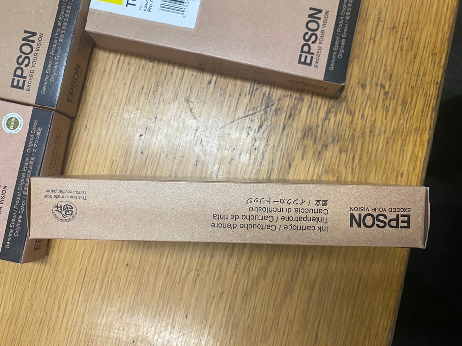 9K YELLOW GOLD 0.04ct F VS LAB DIAMOND FW PEARL RING