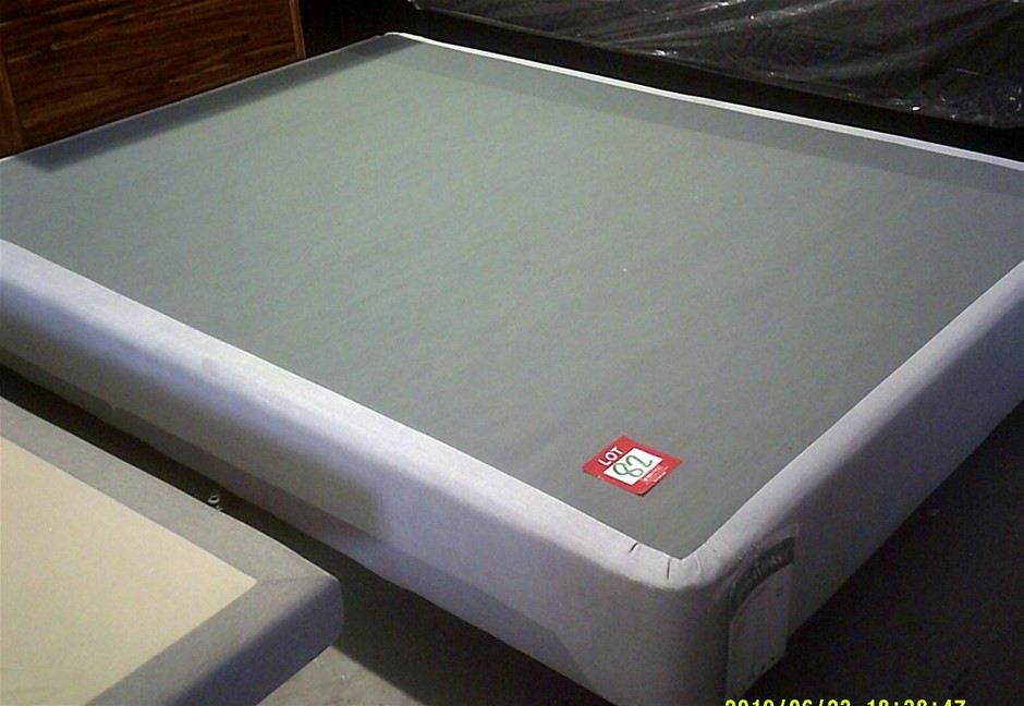 9K YELLOW GOLD 0.45ct F VS MULTI SHAPE LAB DIAMOND RING