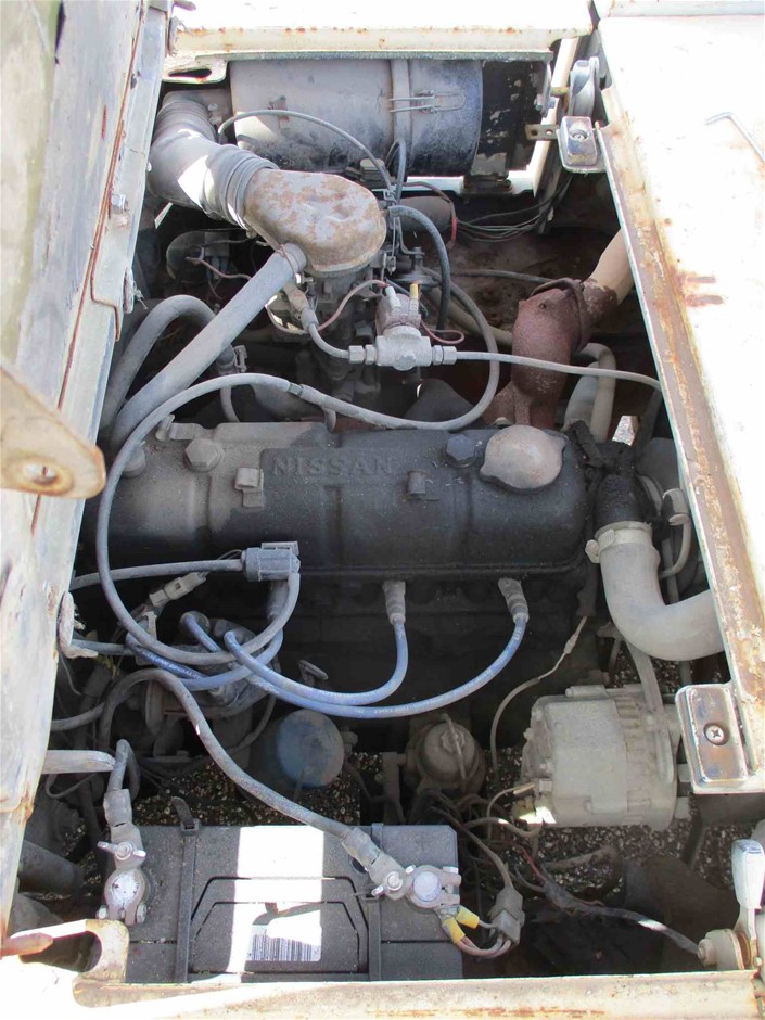 Cute Minimalist Footprints Bracelet in Rose