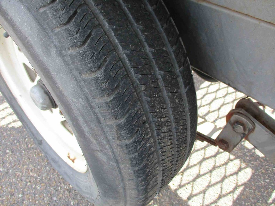 925 Sterling Silver Blue Crystal Disco Ball Earring & Necklace Set