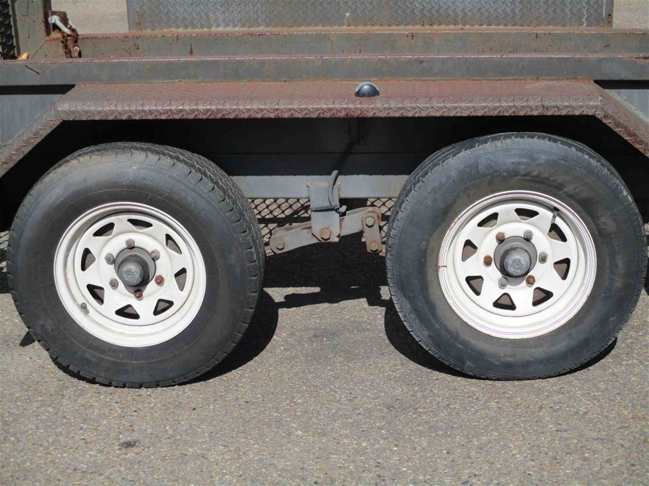 Designer Stainless Steel “Tree of Life” Bracelet - Yellow