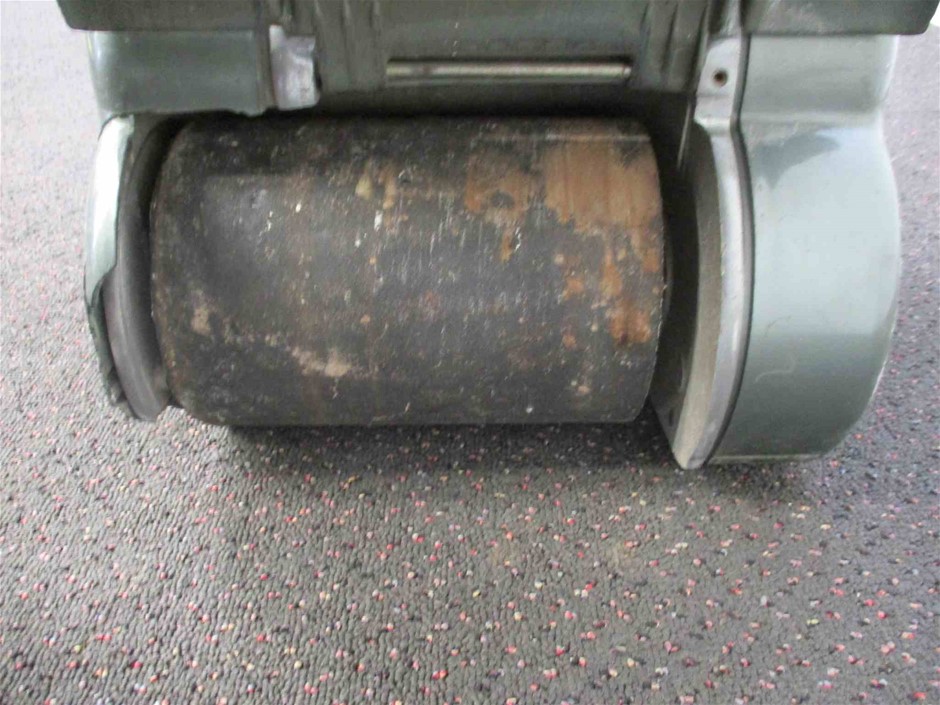 LOGITECH MX Keys Mini Minimalist Wireless Illuminated Keyboard, Graphite.